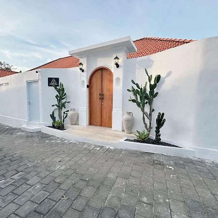 Amerta Villa Seminyak Bagian luar foto